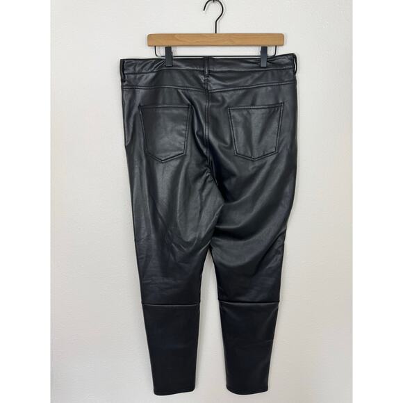 Avec Les Filles Black Faux Leather Pants | Size XL - Picture 6 of 6